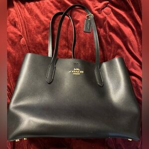 Black Coach tote purse